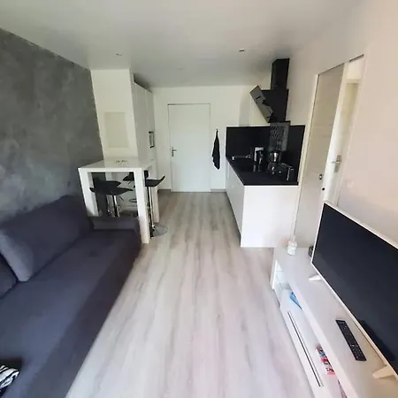 Apartmán App Neuf, 4 Pers, Piscine, Parking, Raphael