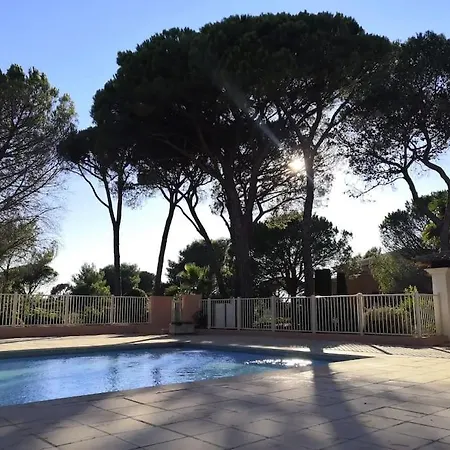 App Neuf, 4 Pers, Piscine, Parking, Raphael Lägenhet Saint-Raphaël